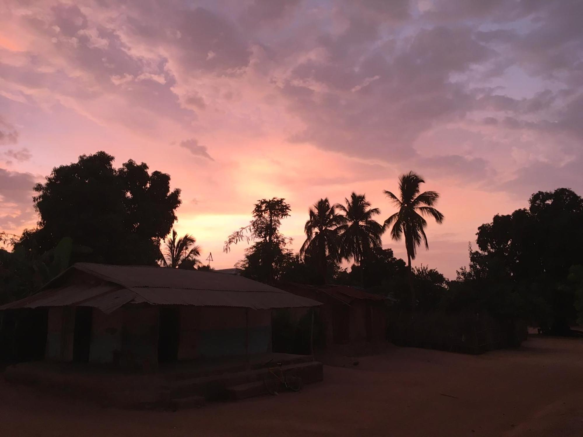 Guesthouse Yonol Abémé Exteriér fotografie